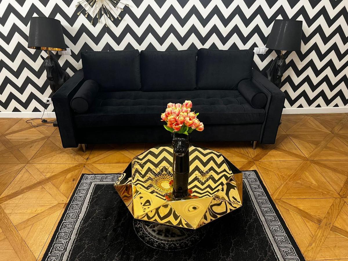 Dali Wenceslas Square Apartment Πράγα Εξωτερικό φωτογραφία