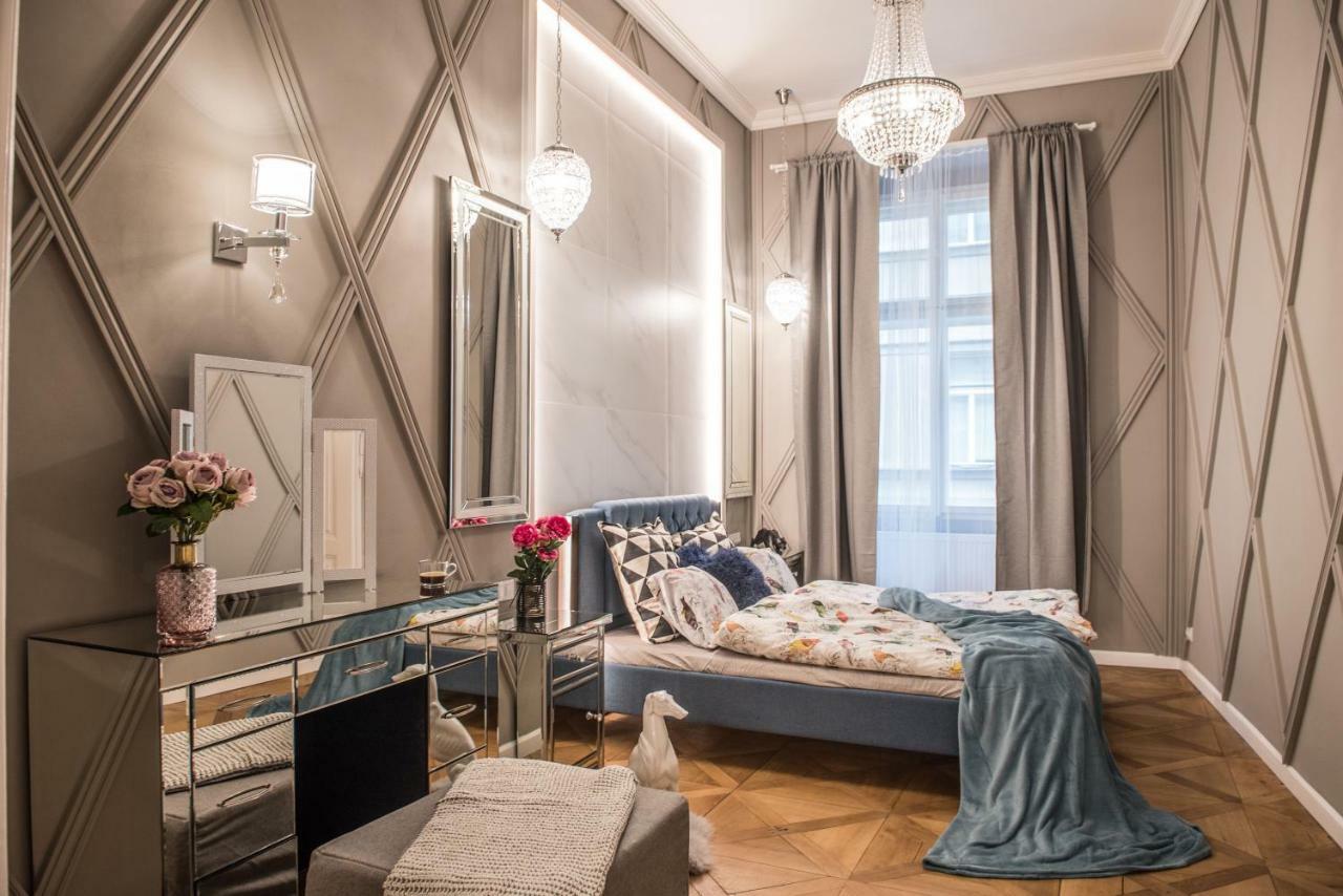 Dali Wenceslas Square Apartment Πράγα Εξωτερικό φωτογραφία