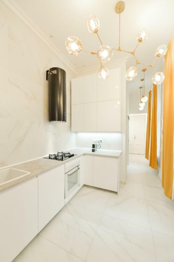 Dali Wenceslas Square Apartment Πράγα Εξωτερικό φωτογραφία